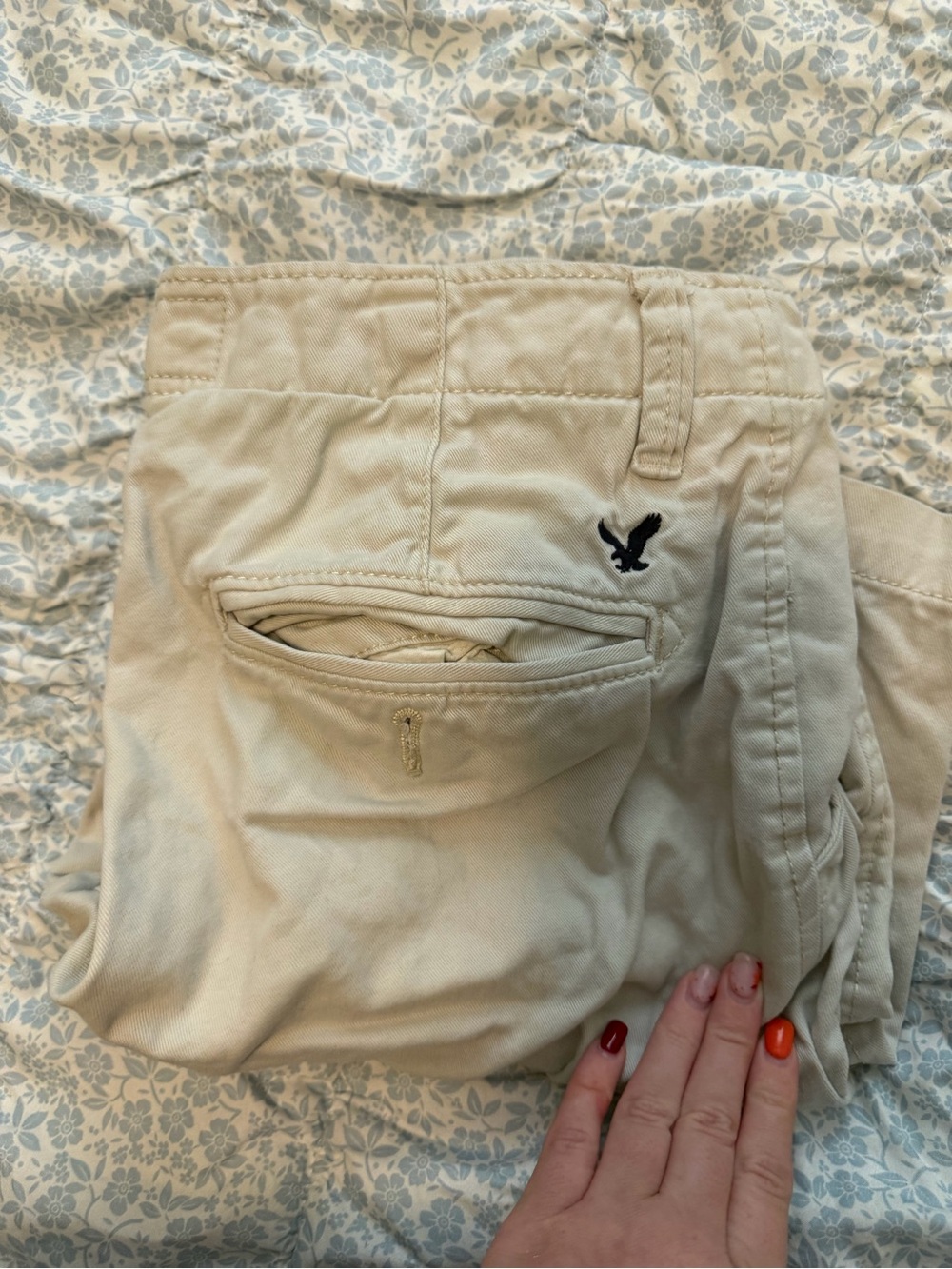 American Eagle Outfitters Mens Khaki Chino Shorts